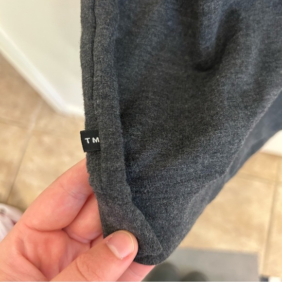 Travis Mathew Charcoal Crew Neck Sweatshirt Pullover Men’s XXL Soft and Casual - Picture 4 of 8